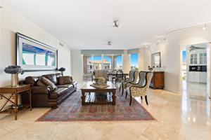 733 Crandon Blvd Unit PH6
