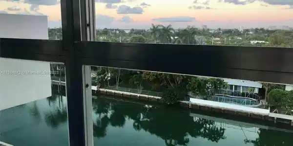 9800 W Bay Harbor Dr Unit 702