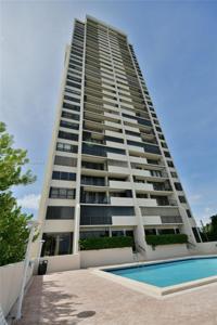5600 N Flagler Dr