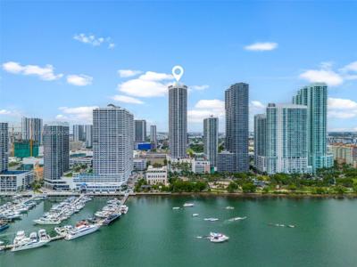 1750 N Bayshore Dr