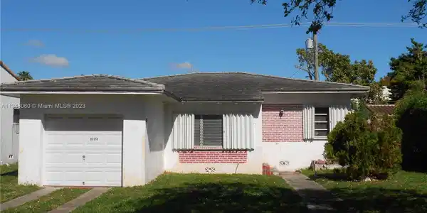1171 Biarritz Dr