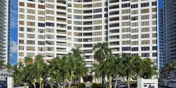 3505 S Ocean Dr
