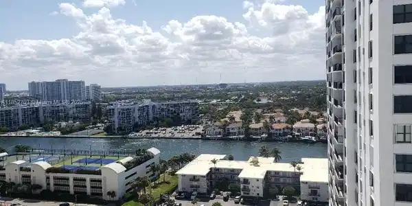 2301 S Ocean Dr