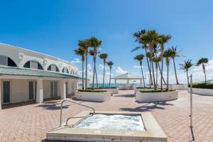 16425 Collins Ave Unit CA10