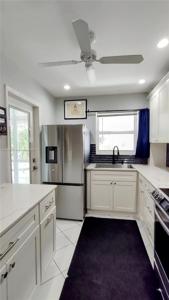 501 Blue Heron Dr