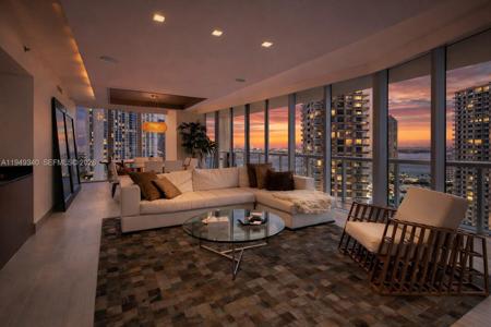 465 Brickell Ave