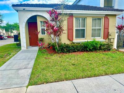 4288 NE 10th Ct