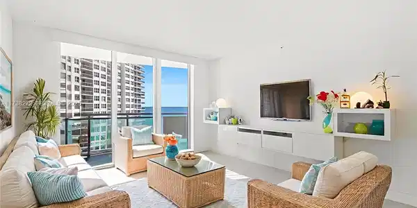 3001 S Ocean Dr