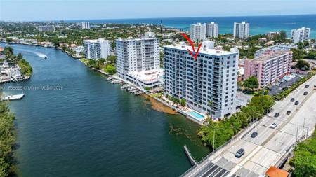 1401 N Riverside Dr