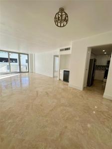 800 West Ave