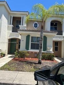 929 NE 42nd Pl