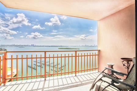 11113 Biscayne Blvd