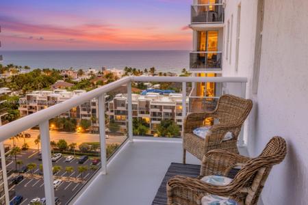3015 N Ocean Blvd