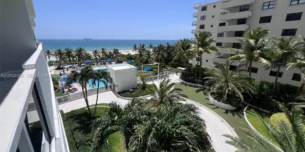 Image 3: View from 634  Private Balcony
