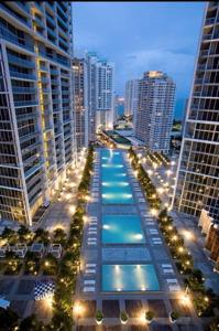 495 BRICKELL