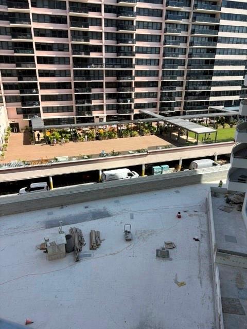 Image 2: BALCONY VIEW