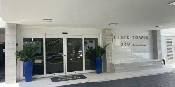 340 Sunset Dr Unit 407