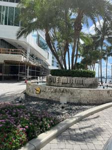 335 S Biscayne Blvd