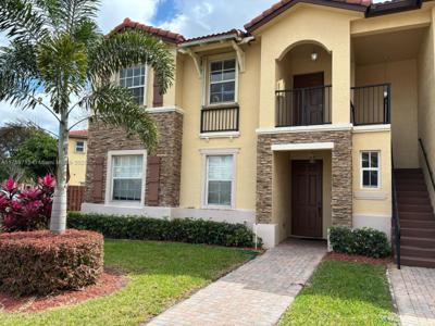 3350 NE 13th Cir Dr