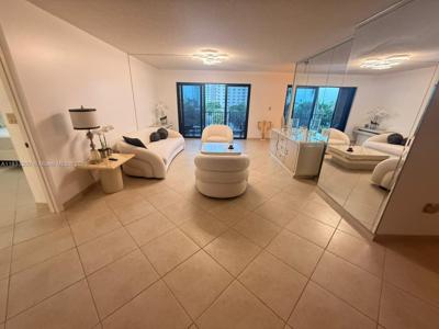 1201 S Ocean Dr