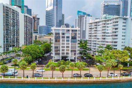 1440 Brickell Bay