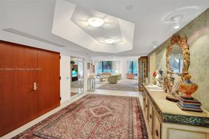 2000 Island Blvd Unit 409