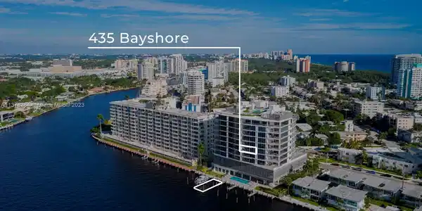 435 Bayshore Dr Unit 302