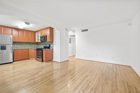 3245 Virginia St