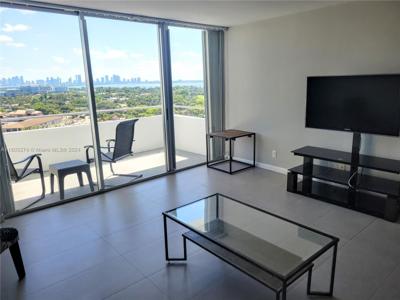 5161 Collins Ave