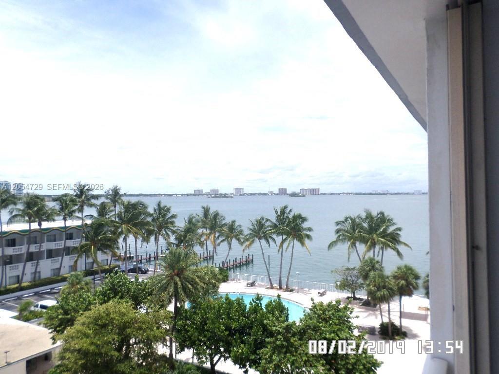 Image 4: 1865 79 ST CAUSEWAY # 6J NORTH BAY VILLAGE FL 33141