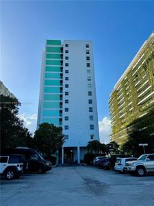 1250 West Ave