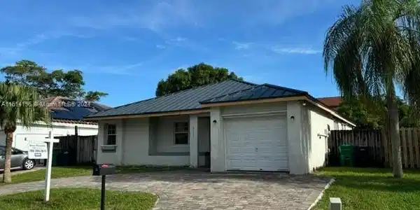 8564 SW 210th Ter