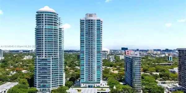 2101 Brickell Ave
