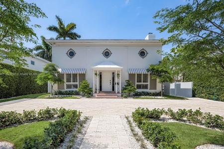 120 Venetian Way