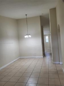 2551 SE 16th Ter