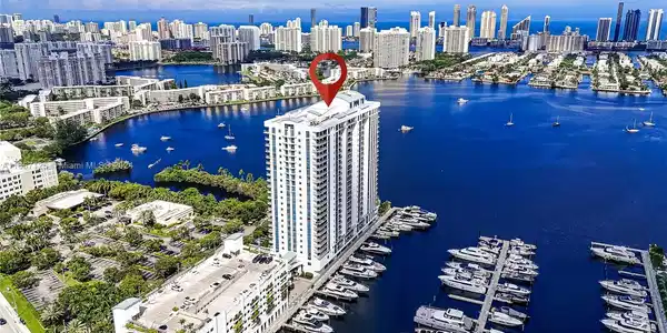 17301 Biscayne Blvd