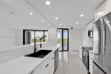 4000 Towerside Ter