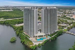 16385 Biscayne Blvd Unit 1803