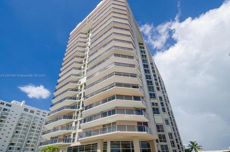 6767 Collins Ave