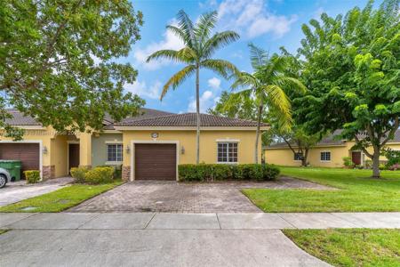 3327 NE 11th Dr