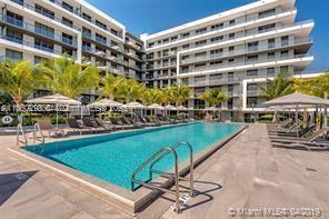 2960 NE 207 Unit PH16