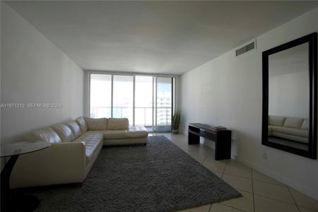 5600 Collins Ave