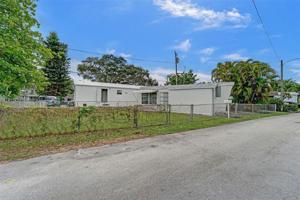2244 NE 136th Ln