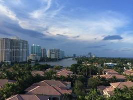 19380 Collins ave Unit 826