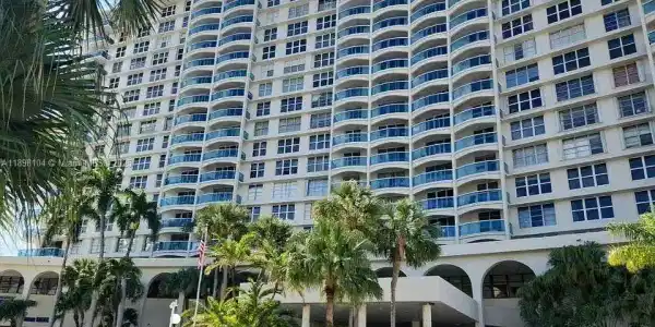 3800 S Ocean Dr