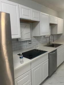 636 Meridian