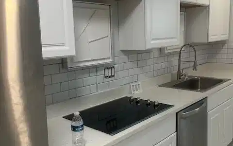636 Meridian