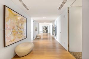 360 Ocean Dr Unit LPH2S
