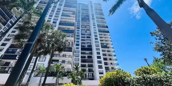 2333 Brickell Ave