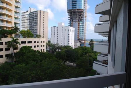 2501 Brickell Ave